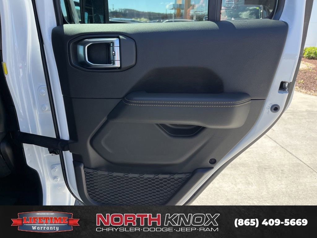 New 2026 Jeep Wrangler Unlimited Sahara image 24