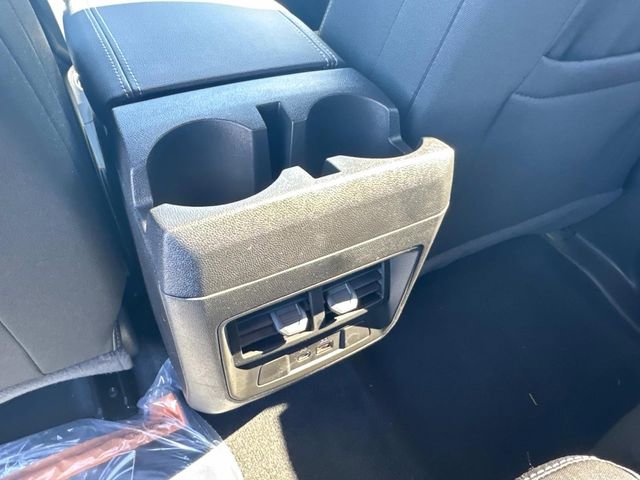 New 2026 GMC Canyon Elevation w/ Convenience Package image 16