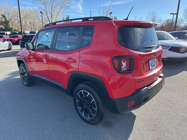 Used 2023 Jeep Renegade Latitude image 3