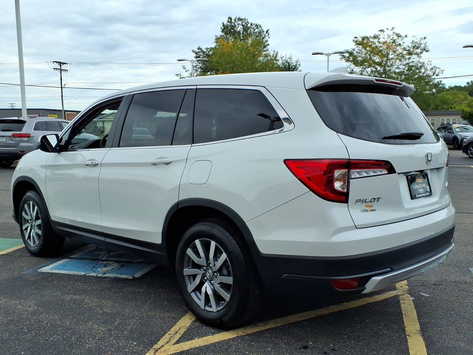 Used 2021 Honda Pilot EX image 9