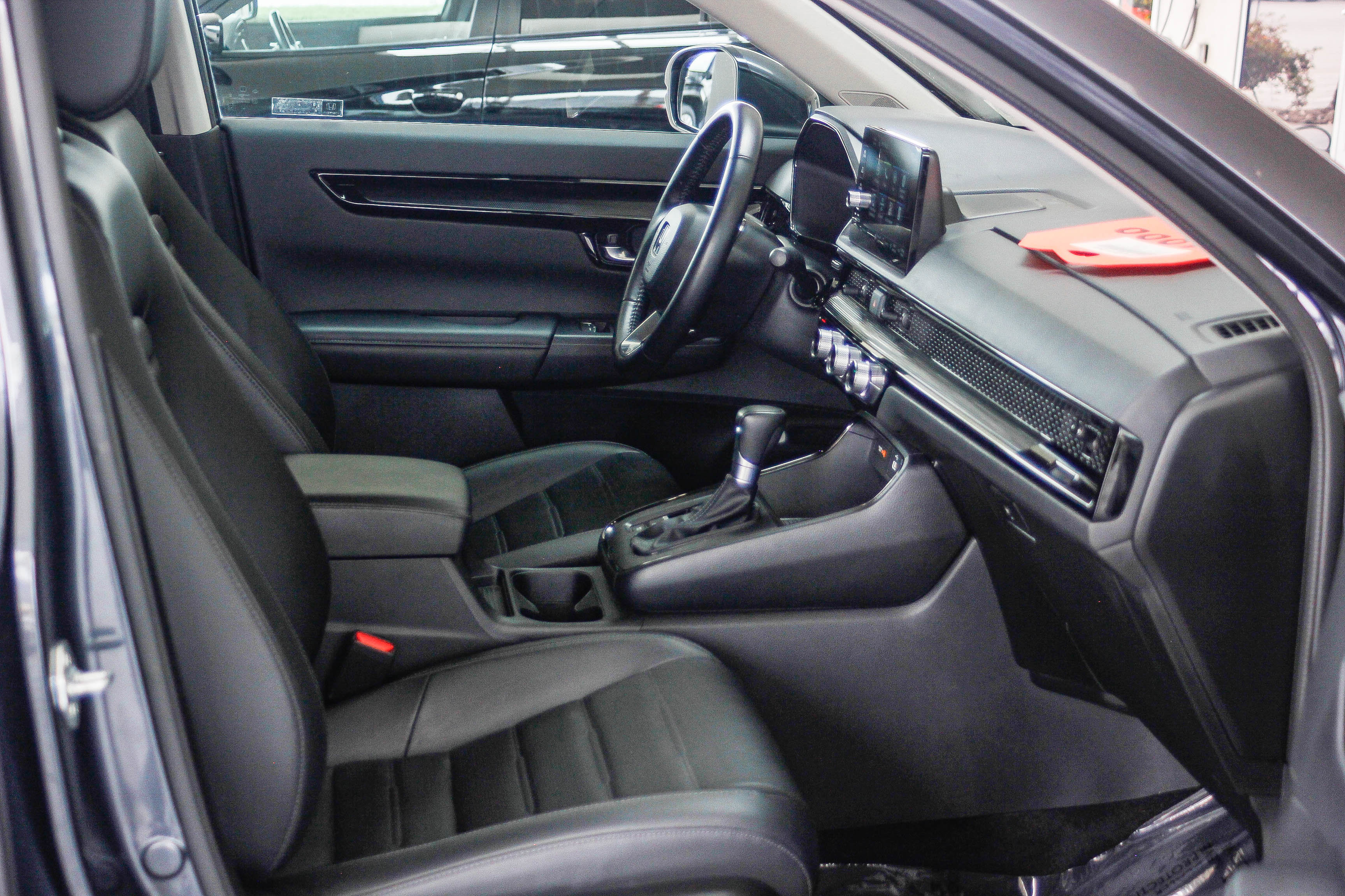 Used 2025 Honda CR-V EX-L image 16