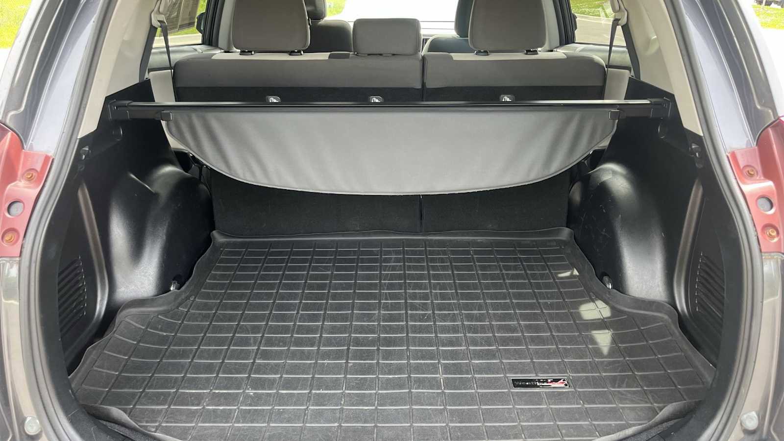 Used 2015 Toyota RAV4 XLE AWD/4WD image 43