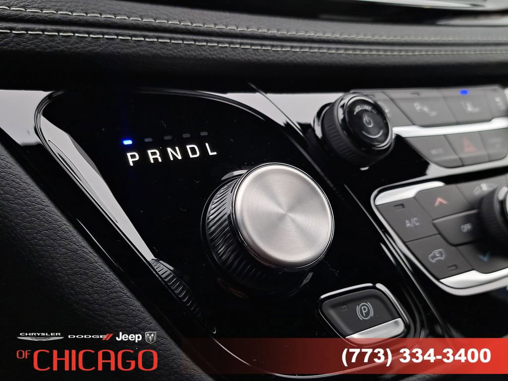 New 2026 Chrysler Pacifica Select w/ S Appearance Package image 36