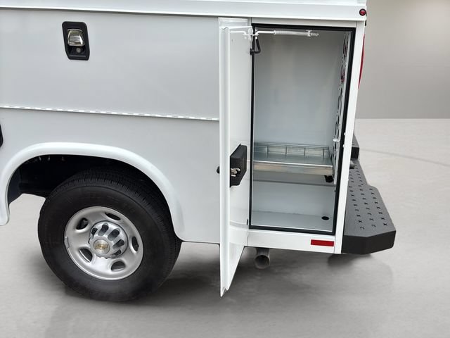 New 2025 Chevrolet Express 3500 w/ Power Convenience Package RWD image 19