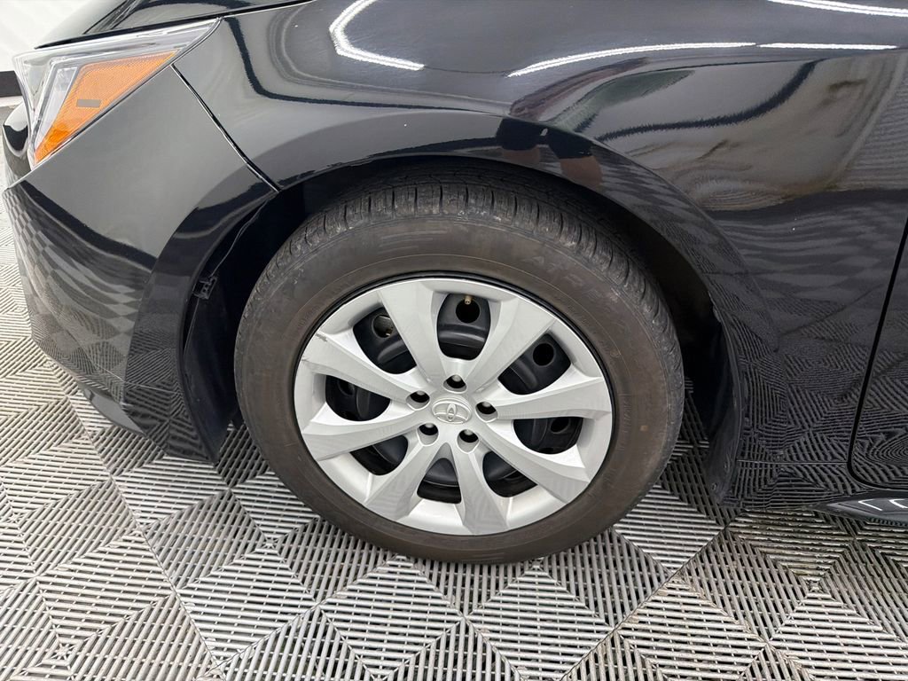 Used 2024 Toyota Corolla LE FWD image 11
