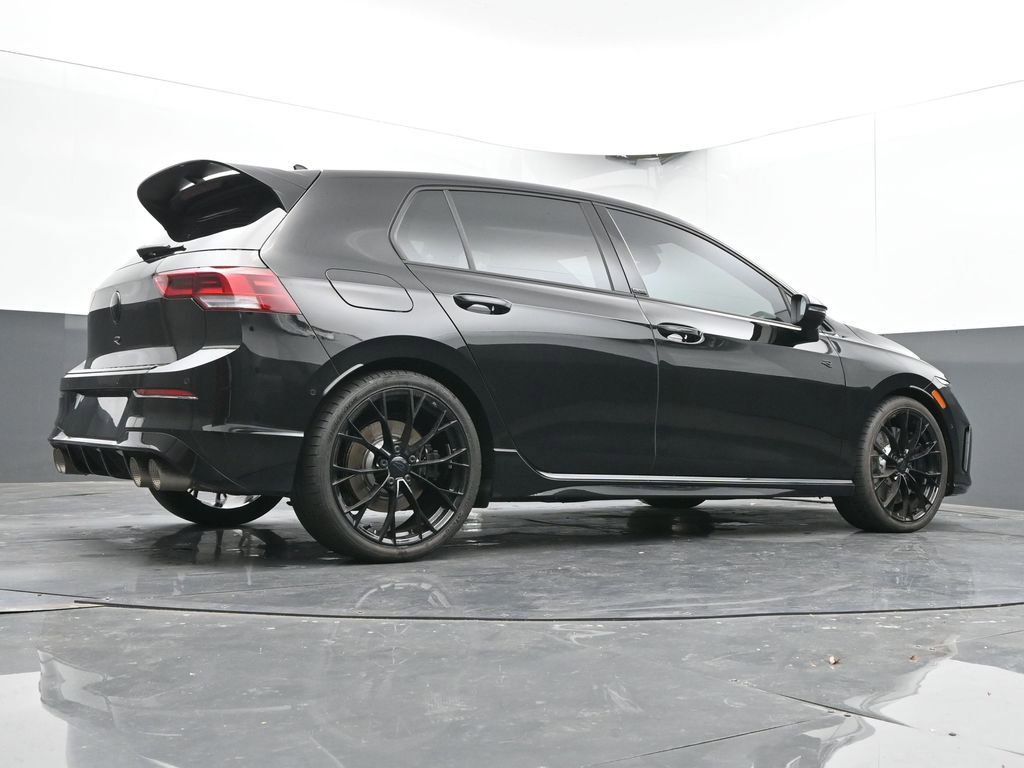 Used 2025 Volkswagen Golf R Black Edition image 51