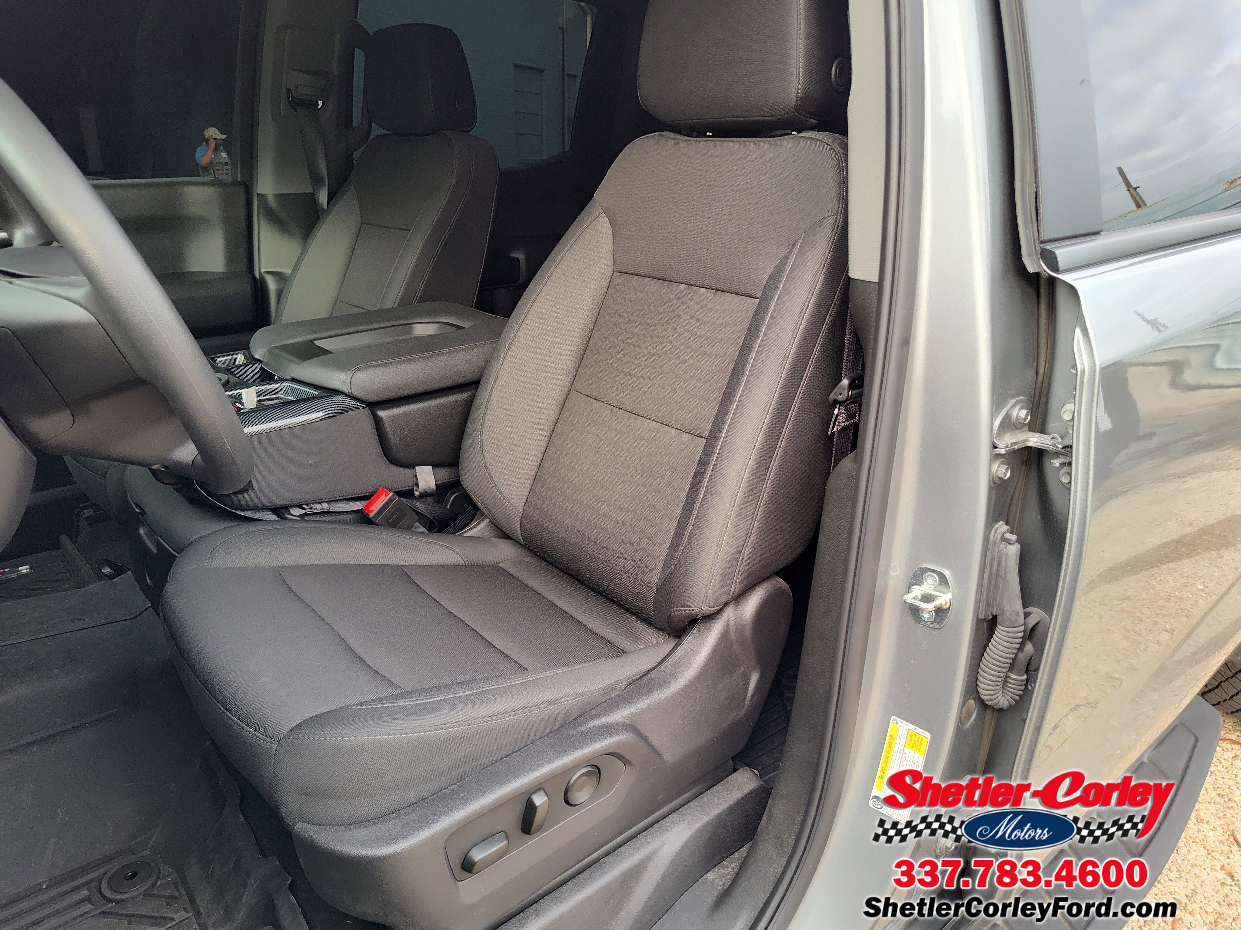 Used 2024 Chevrolet Silverado 1500 Custom Trail Boss image 2