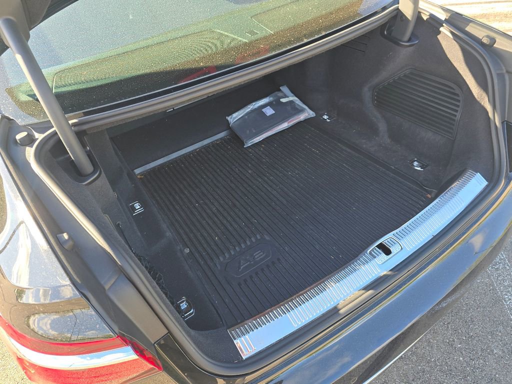 Used 2023 Audi A8 L 3.0T w/ Comfort Plus Package AWD/4WD image 17