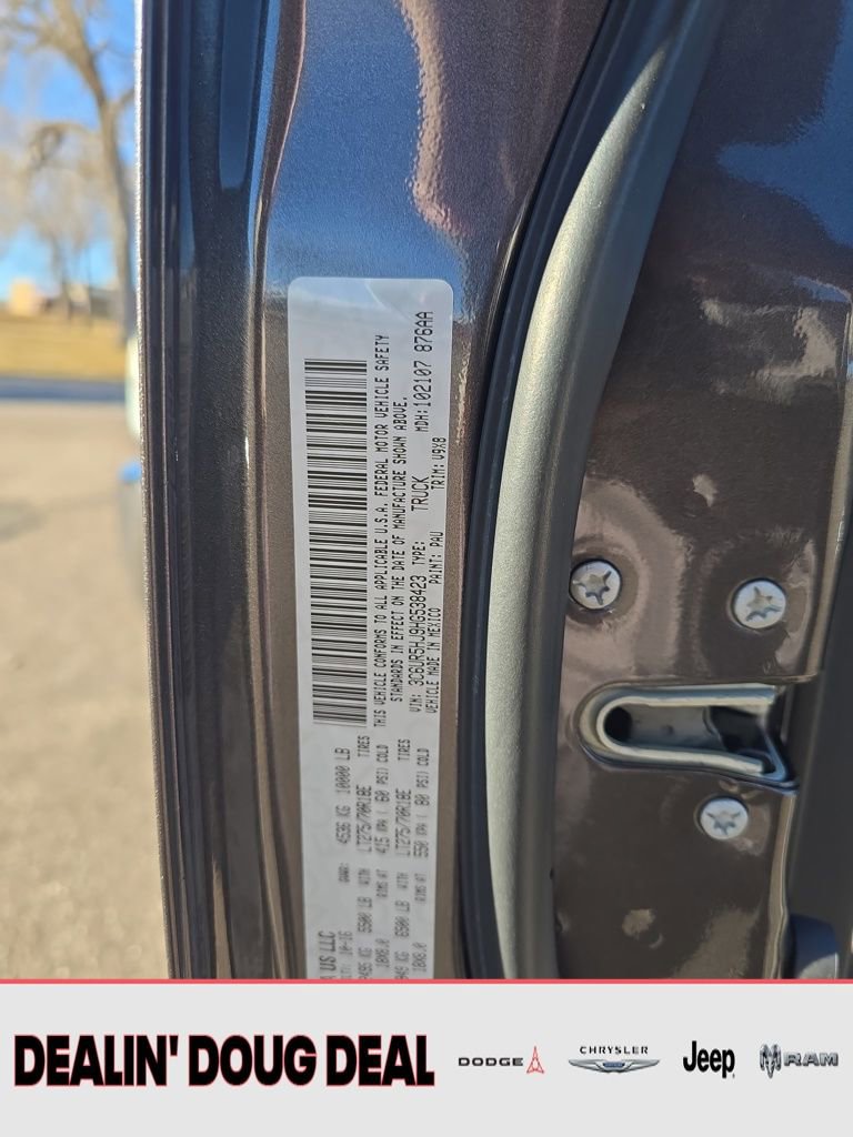 Used 2017 RAM 2500 Tradesman w/ Chrome Appearance Group image 29