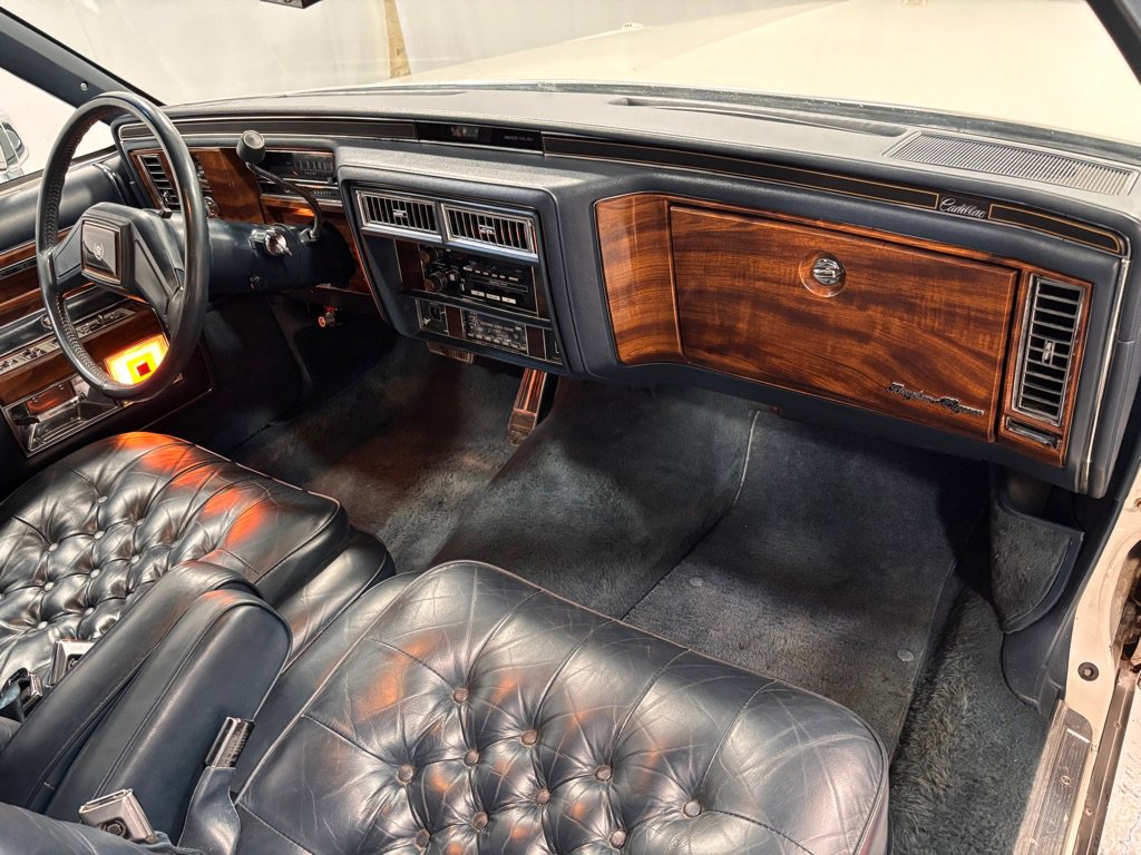 Used 1987 Cadillac Brougham image 17