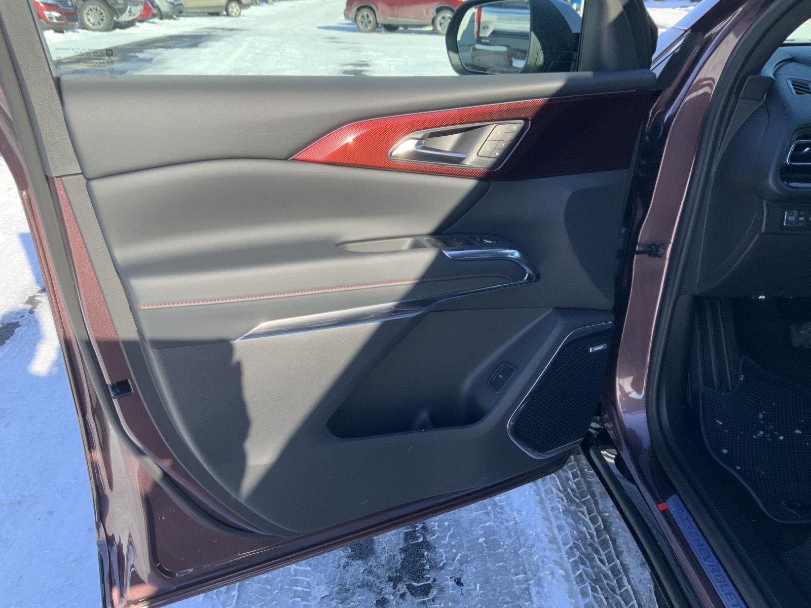 New 2026 Chevrolet Traverse RS w/ LPO, Floor Liner Package image 27