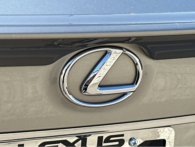 Used 2017 Lexus GS 350 w/ Preferred Accessory Package RWD image 21