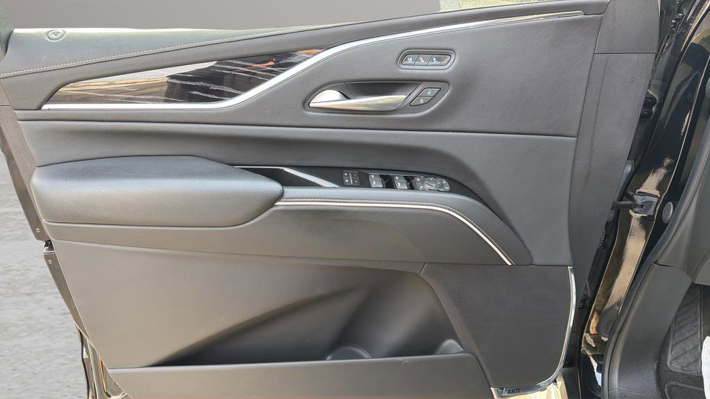 Used 2023 Cadillac Escalade Sport image 9