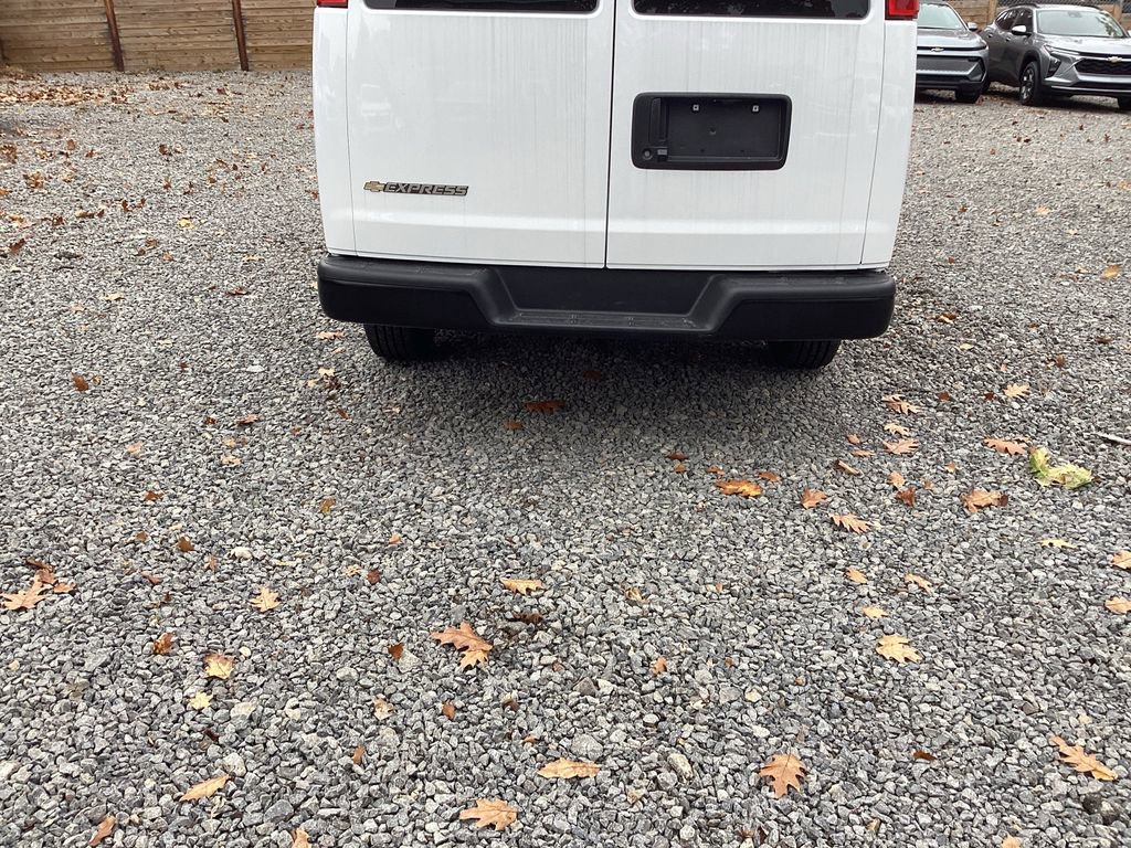 New 2025 Chevrolet Express 2500 image 20