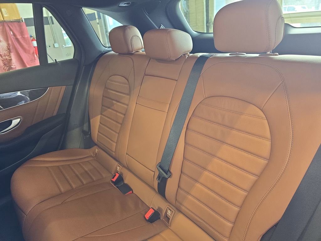 Certified 2022 Mercedes-Benz GLC 300 image 17