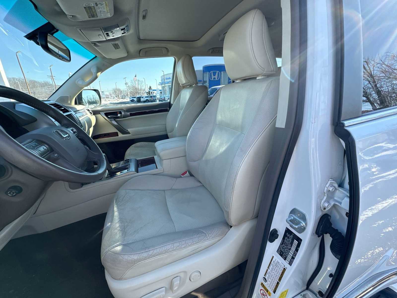 Used 2012 Lexus GX 460 image 21