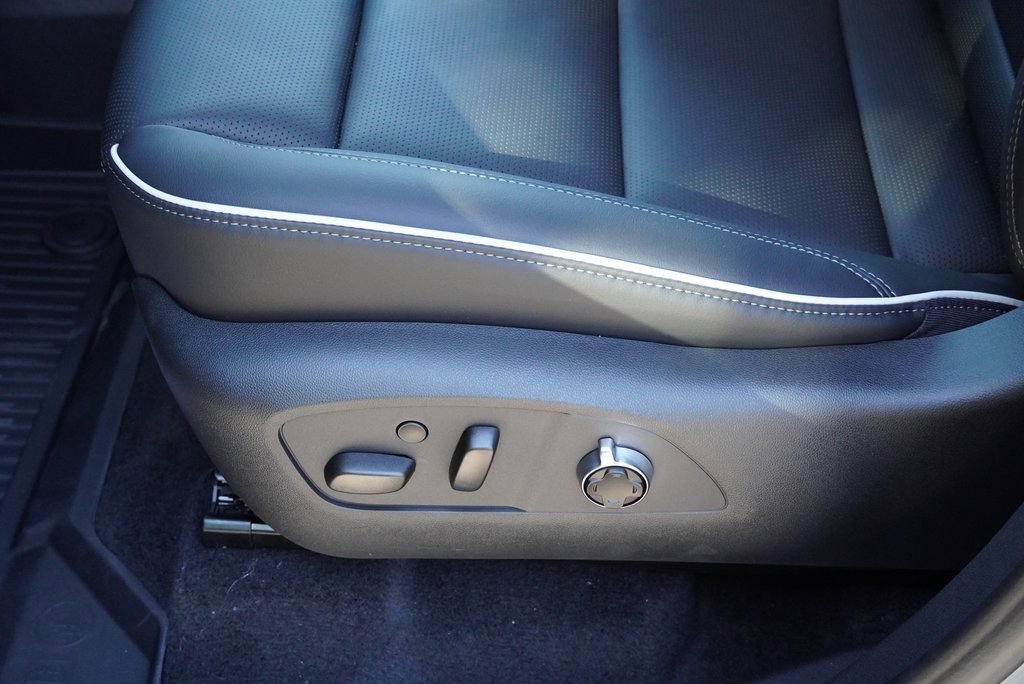 New 2026 Buick Enclave Avenir image 22