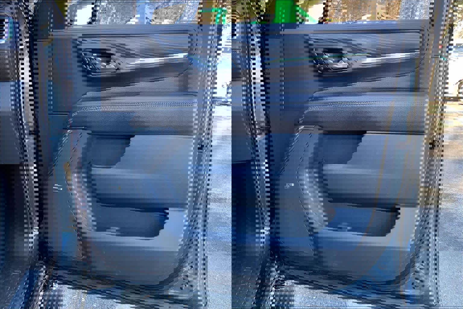 Used 2021 GMC Yukon XL Denali w/ Denali Ultimate Package image 22