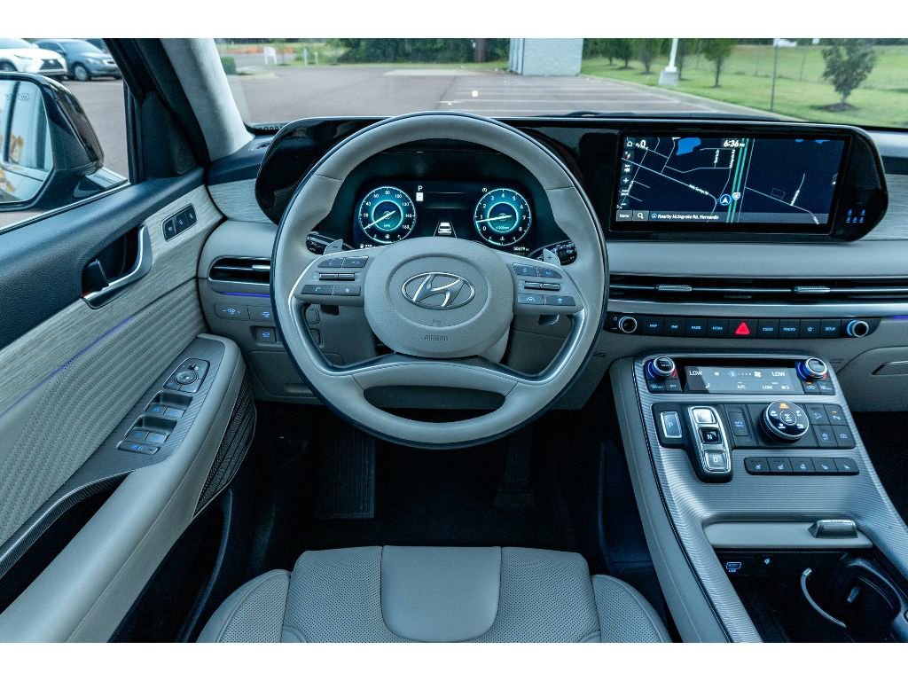 Used 2024 Hyundai Palisade Calligraphy image 29