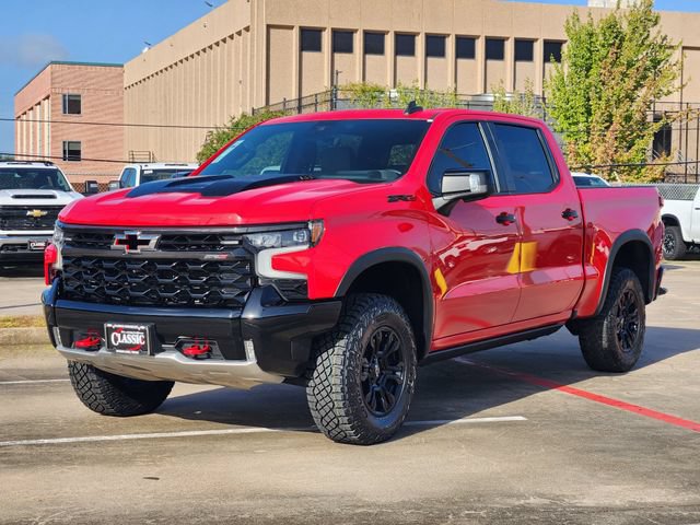 Used 2023 Chevrolet Silverado 1500 ZR2 w/ Technology Package AWD/4WD image 3