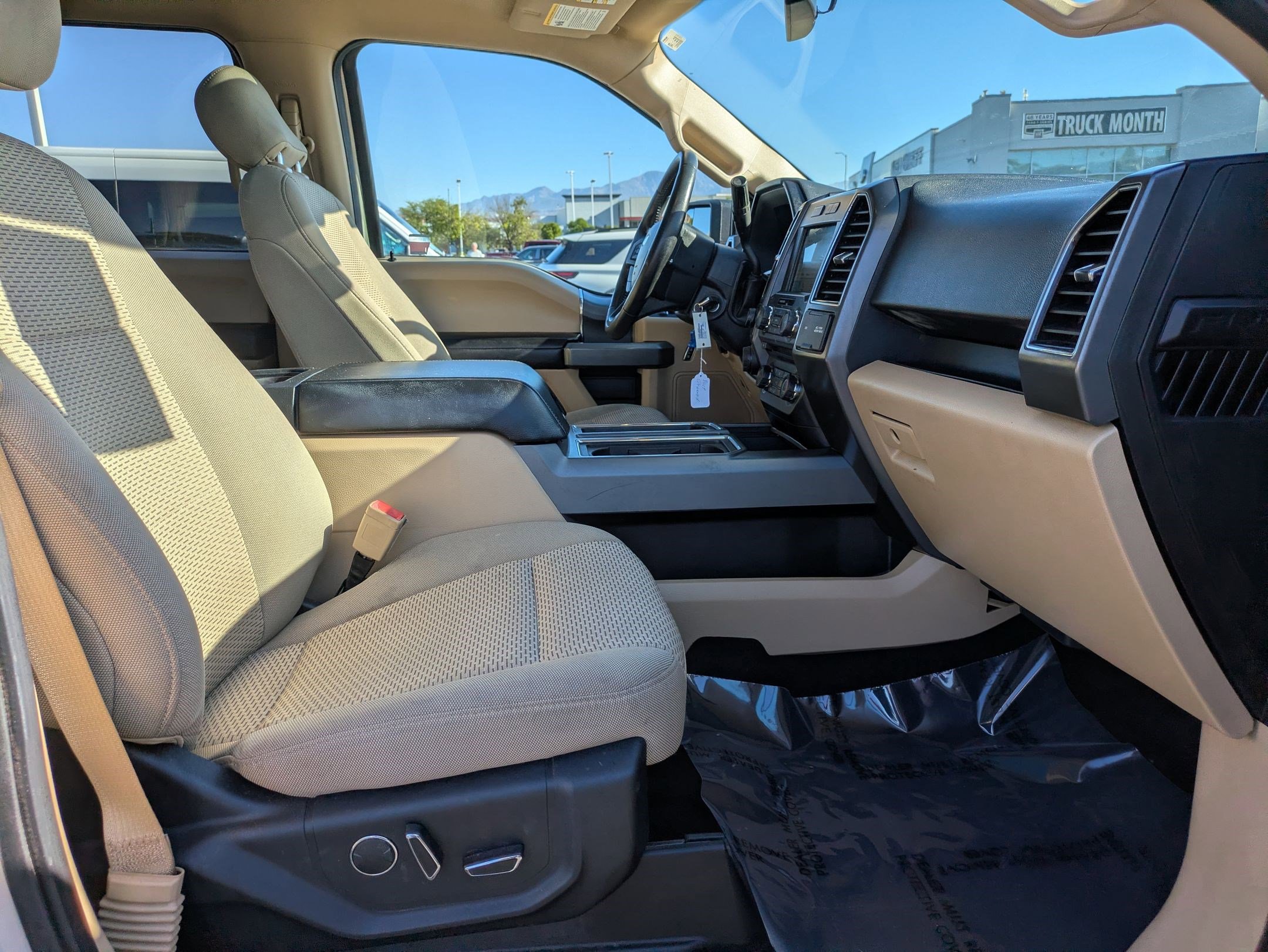 Used 2018 Ford F150 XLT w/ Equipment Group 302A Luxury image 29