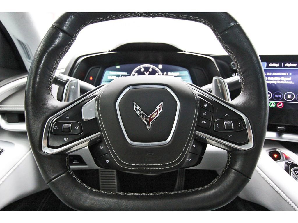 Used 2023 Chevrolet Corvette Stingray Premium Conv w/ Z51 Performance Package RWD image 10