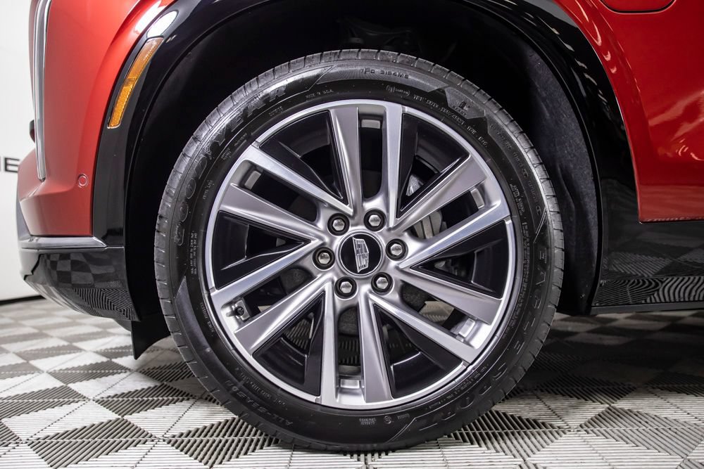 Used 2027 Cadillac Vistiq Sport w/ LPO, Floor Liner Package AWD/4WD image 45
