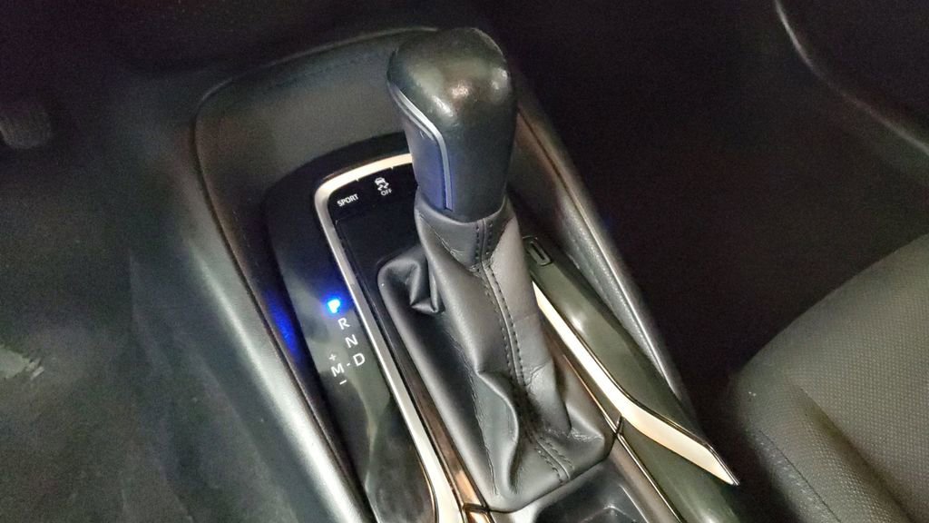 Used 2020 Toyota Corolla SE w/ Carpet Mat Package (TMS) image 26