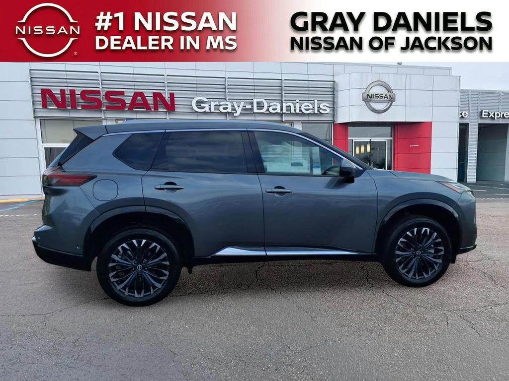 New 2026 Nissan Rogue Platinum image 4