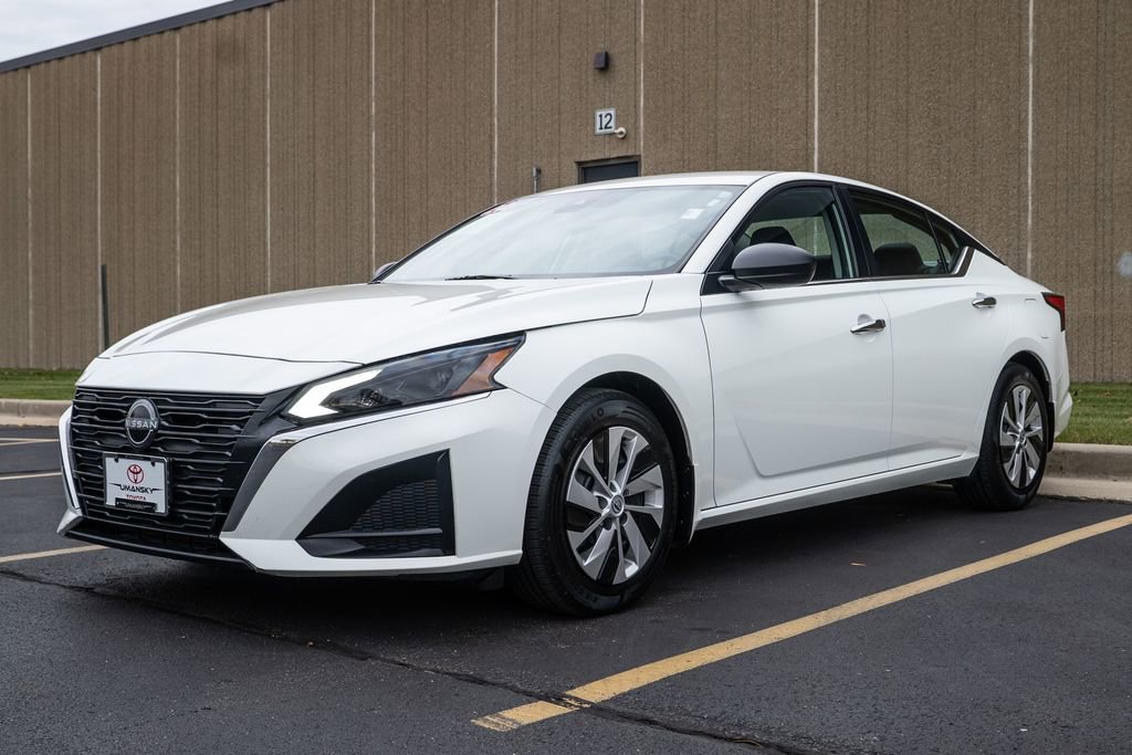 Used 2024 Nissan Altima 2.5 S image 6