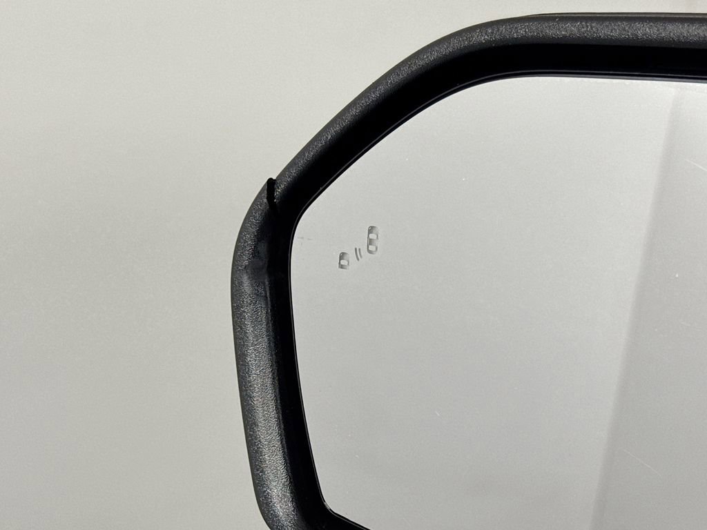 Used 2022 Ford Explorer XLT image 15