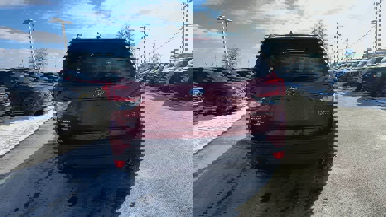 Used 2020 Subaru Forester Premium image 7