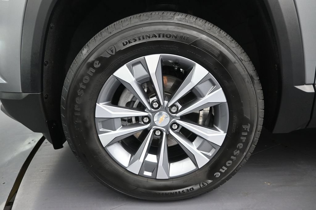 Used 2025 Chevrolet Equinox LT FWD image 10
