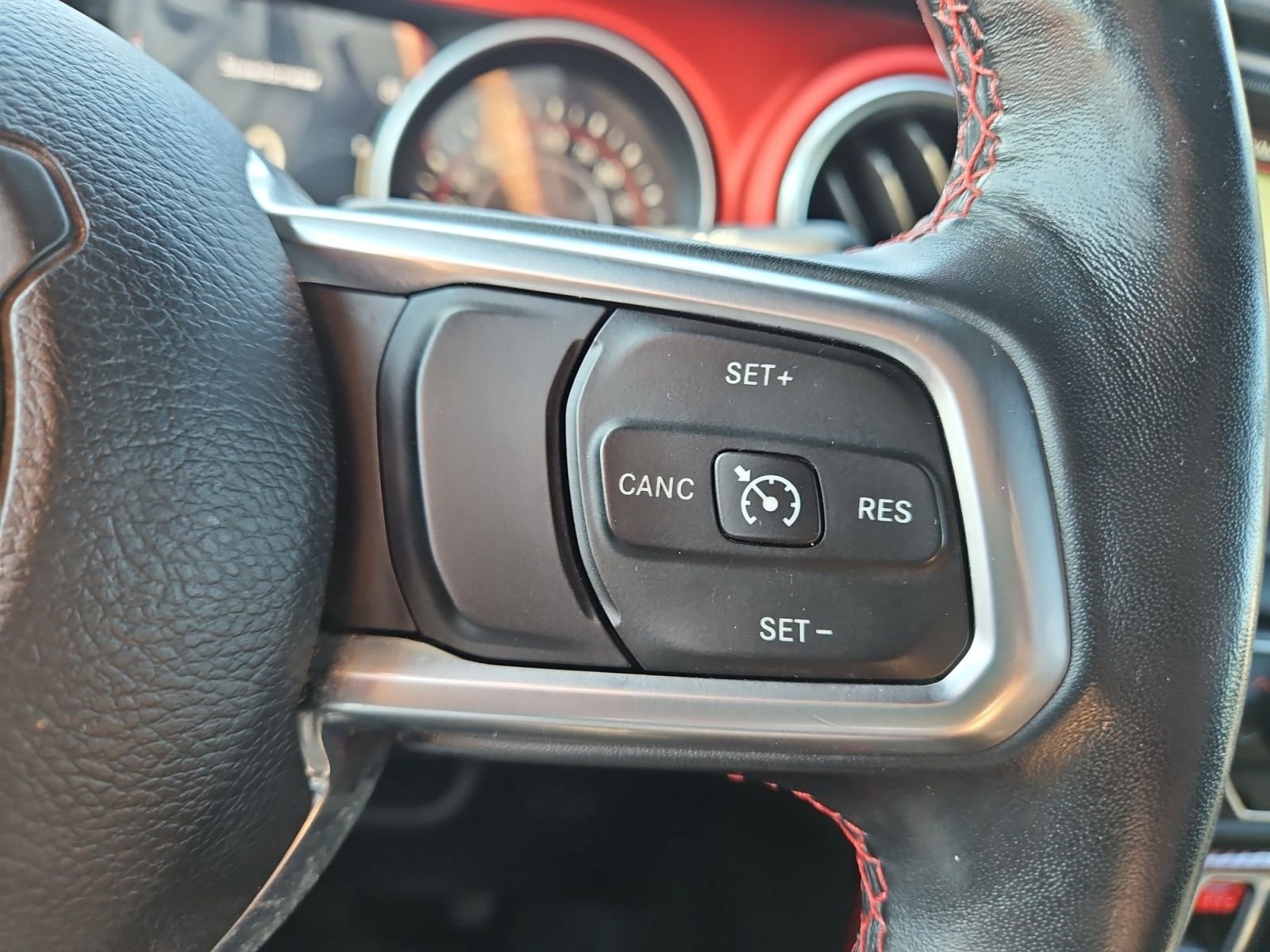 Used 2019 Jeep Wrangler Rubicon AWD/4WD image 25