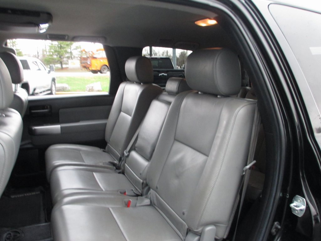 Used 2022 Toyota Sequoia SR5 w/ Premium Package image 20