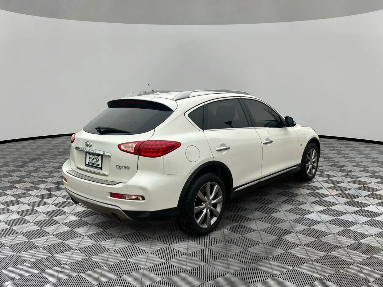 Used 2016 INFINITI QX50 2WD w/ Premium Plus Package image 5