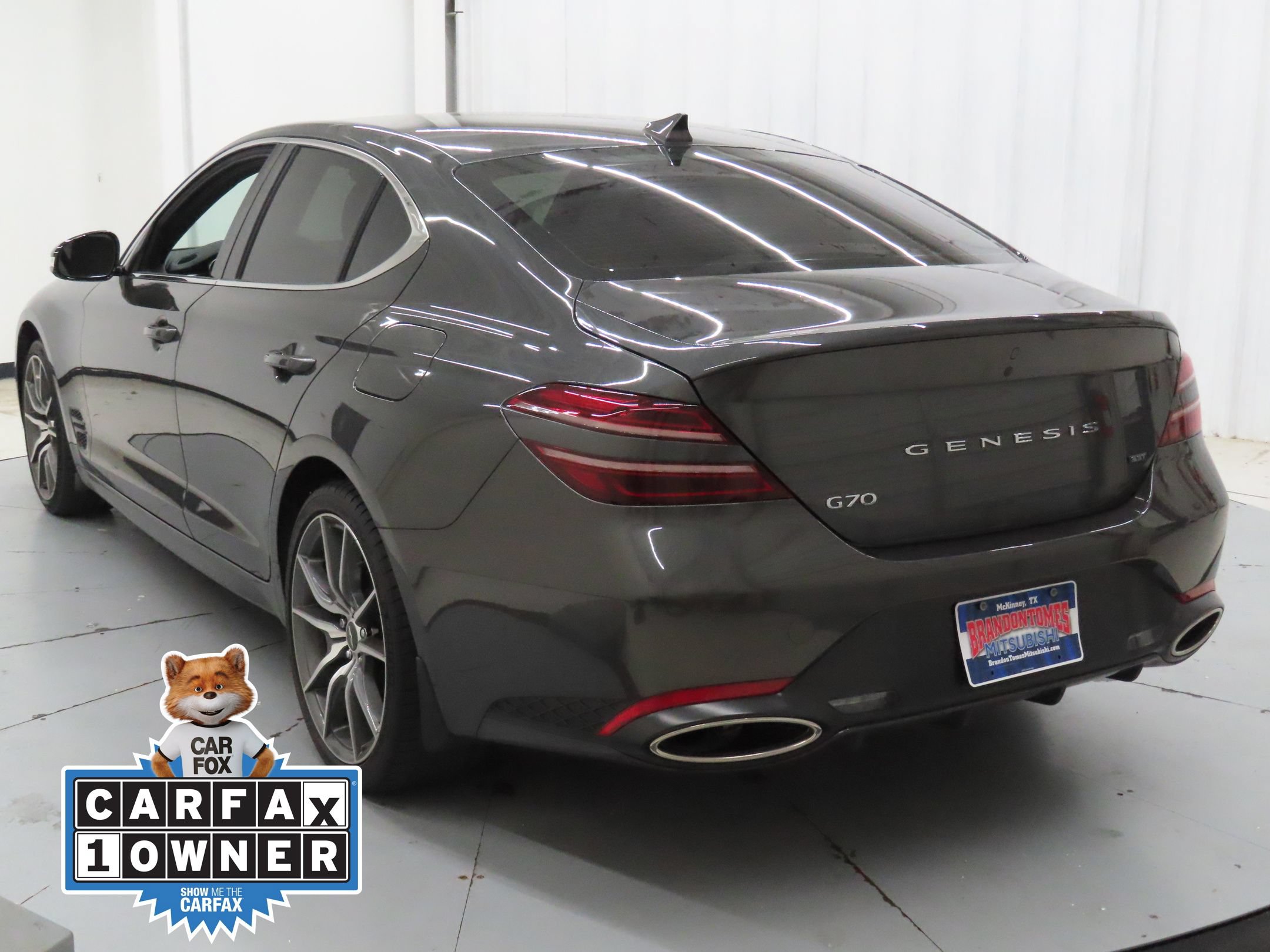 Used 2023 Genesis G70 3.3T RWD image 6