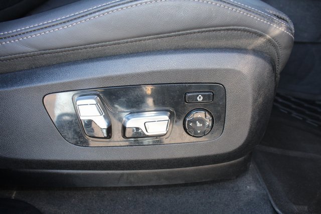 Used 2024 BMW X6 xDrive40i w/ Premium Package image 19