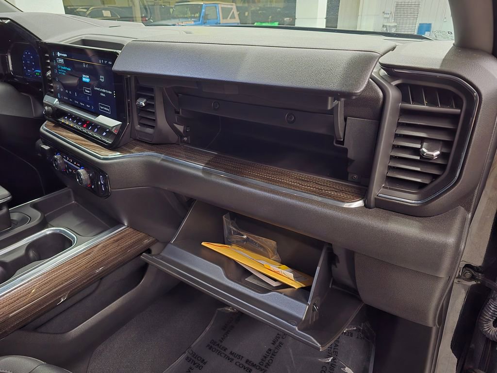 Used 2025 Chevrolet Silverado 1500 RST image 36