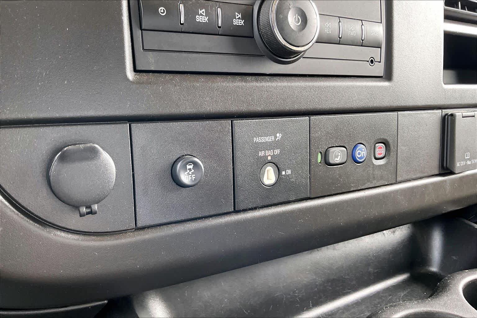 Used 2021 Chevrolet Express 2500 w/ Driver Convenience Package RWD image 31