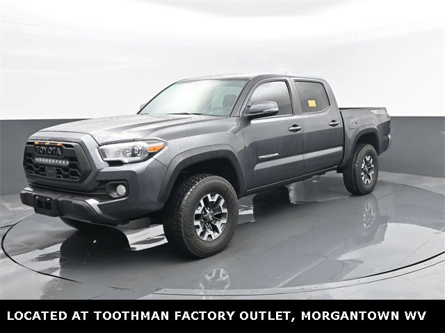 Used 2022 Toyota Tacoma TRD Off-Road image 2
