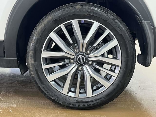 Used 2024 Nissan Kicks SV image 13