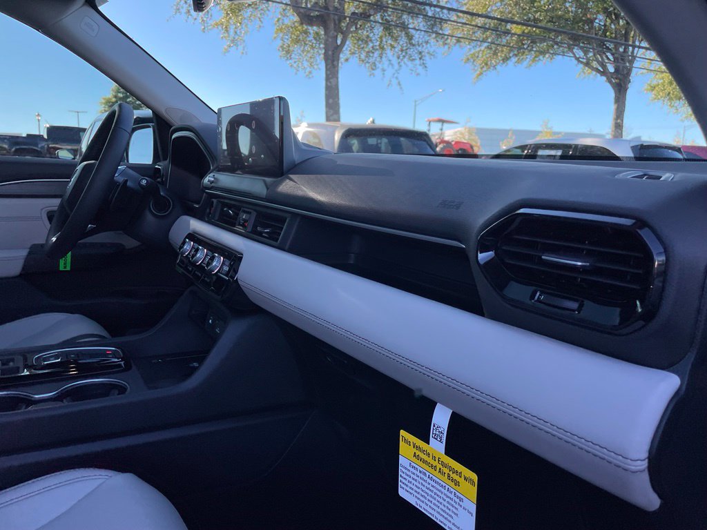 New 2026 Honda Pilot Touring image 36