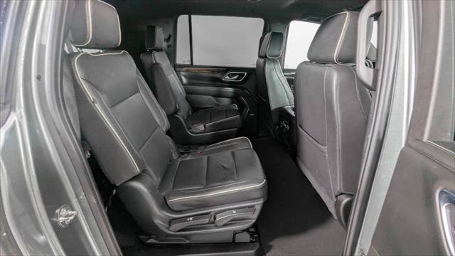 Used 2023 Chevrolet Suburban Premier AWD/4WD image 22
