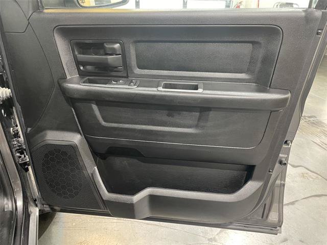Used 2019 RAM 1500 Express w/ Express Value Package AWD/4WD image 23