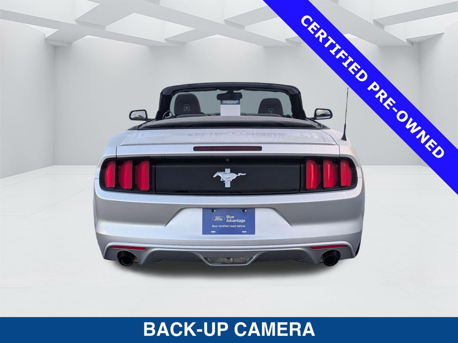 Used 2017 Ford Mustang Convertible w/ Equipment Group 051A RWD image 5