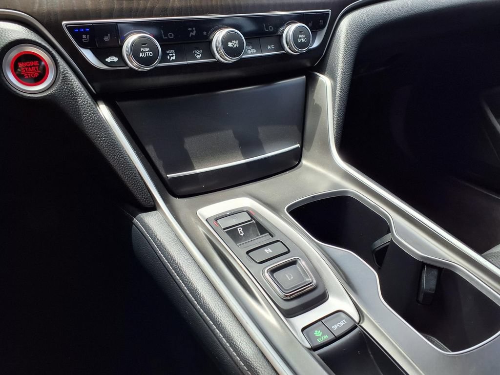 Used 2018 Honda Accord Touring image 28