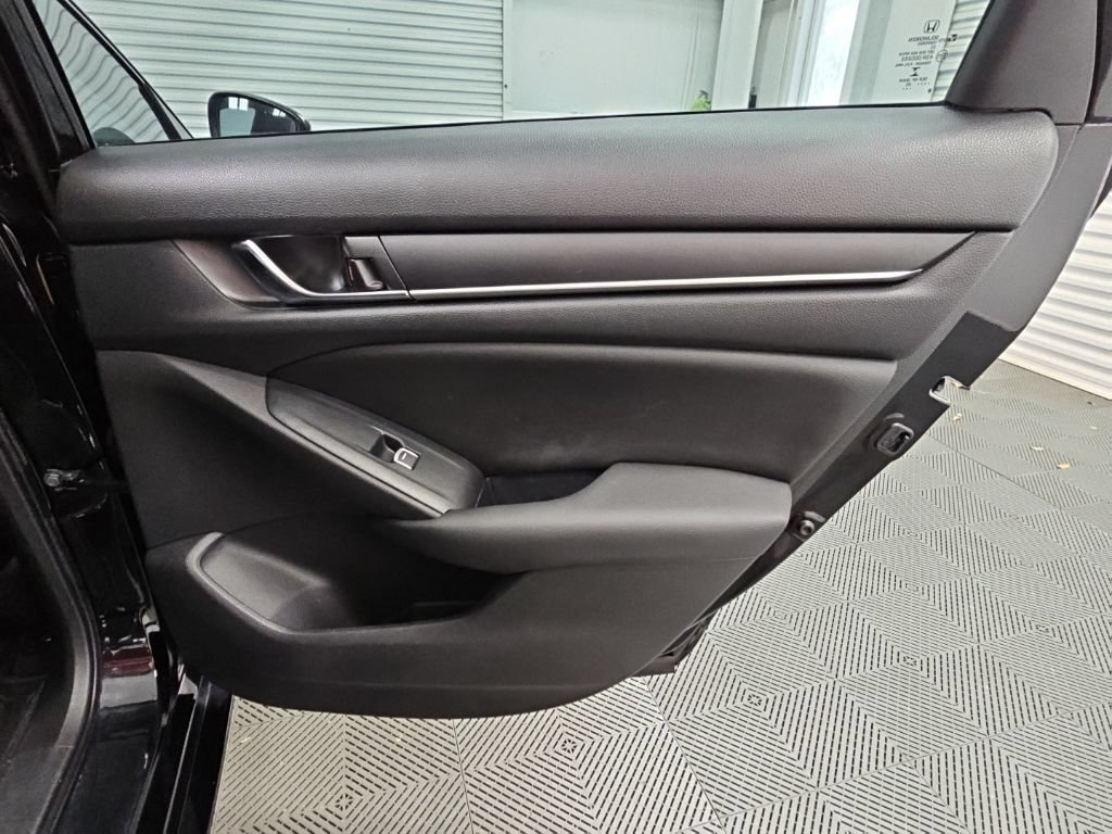 Used 2020 Honda Accord Sport image 34