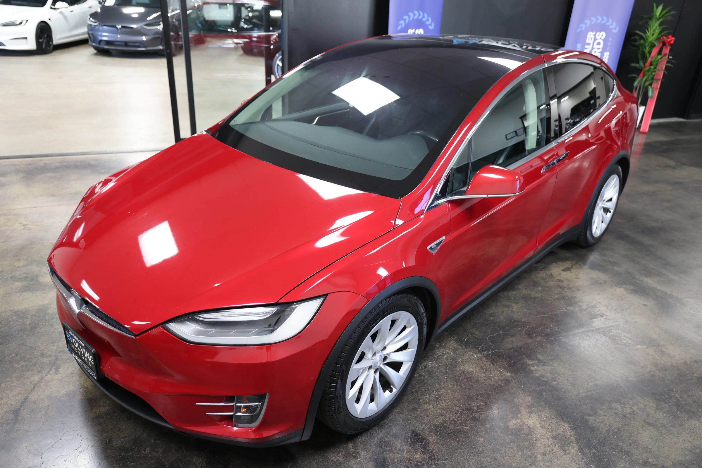 Used 2016 Tesla Model X 75D AWD/4WD image 17
