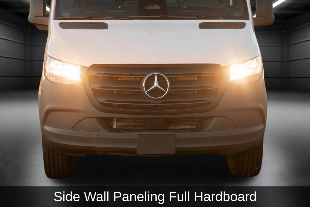 Used 2025 Mercedes-Benz Sprinter 2500 image 16